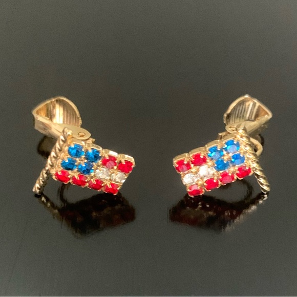 Like New! Vintage Earrings American Flag Rhinestone Clip On - Picture 4 of 9